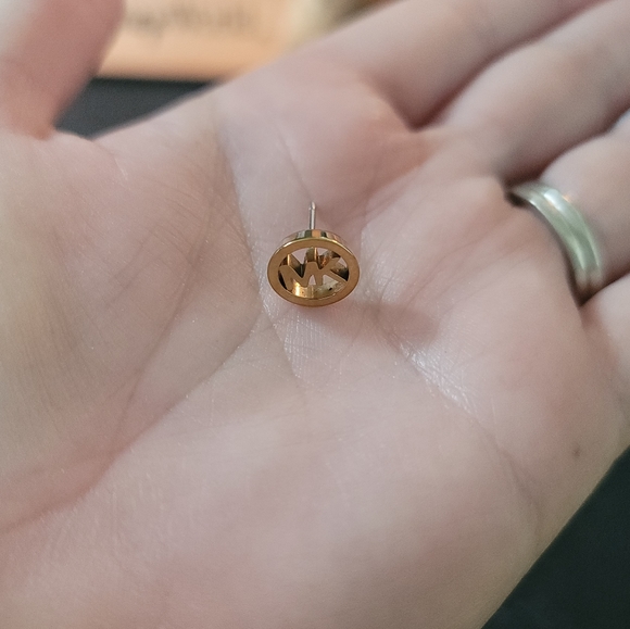 Single Michael Kors Earring - Picture 4 of 4